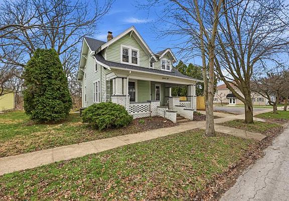 3rd image of 31 N Madison Rd #R