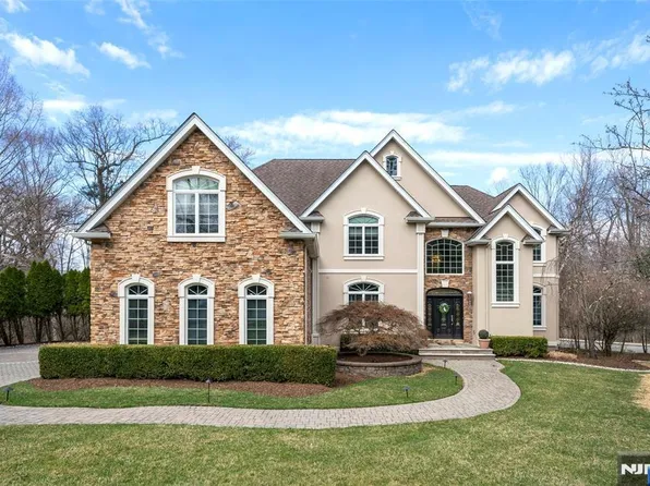 53 Kristin Pl, Old Tappan, NJ 07675