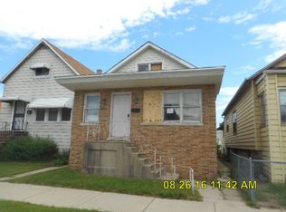 10413 S Hoxie Ave, Chicago, IL 60617