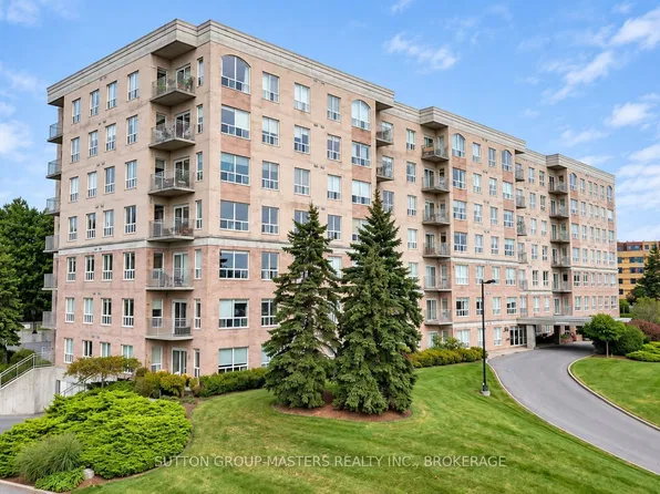 350 Wellington St #101, Kingston, ON K7K 7J7