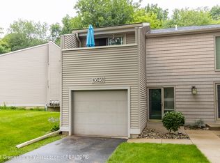 3646 E Meadows Ct, Okemos, MI 48864