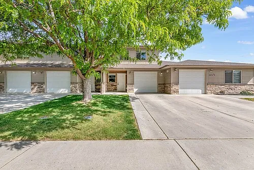 2470 Brookwillow Loop Photo 1