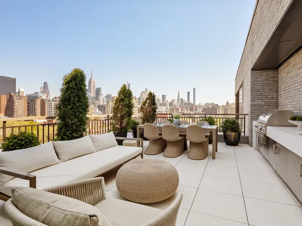 428 West 19th Street PH image 2 of 19