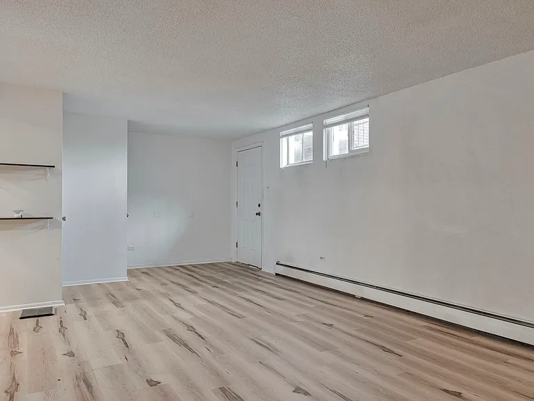 11521 W 61st Pl — Photo 5