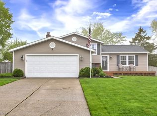1754 Truman Dr, Brunswick, OH 44212