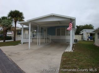 9529 Gray Fox Dr, Weeki Wachee, FL 34613