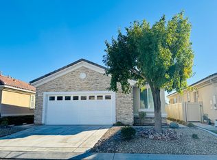 11183 Avonlea Rd, Apple Valley, CA 92308