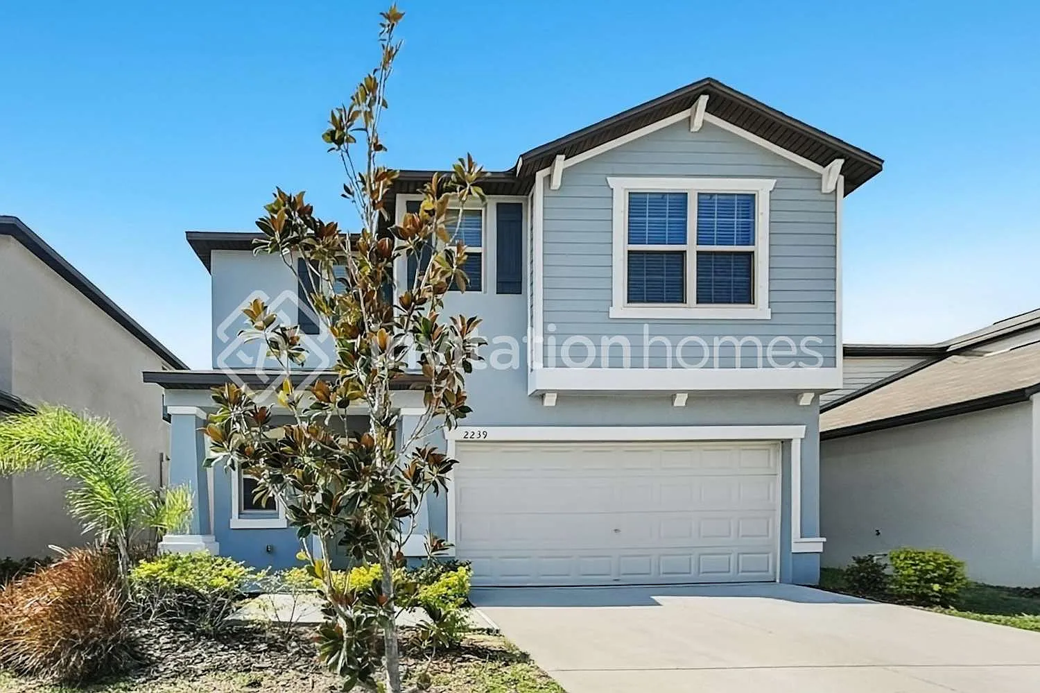2239 Jungle Dr Ruskin, FL 33570 — Photo 1