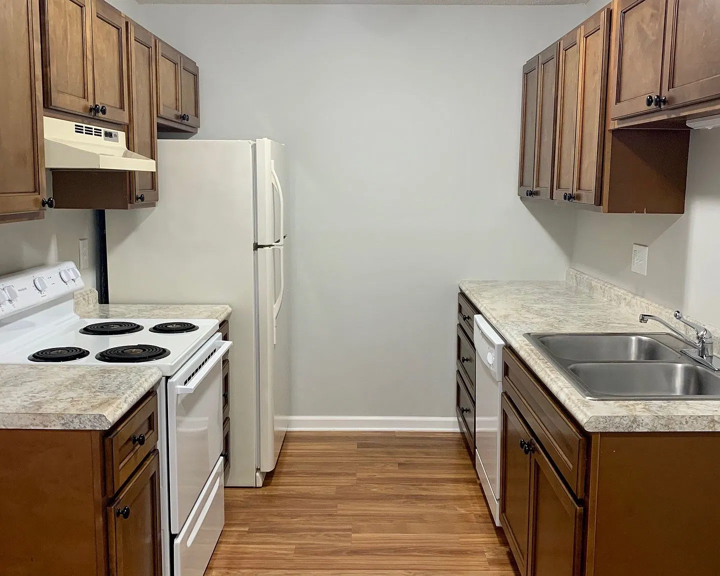 Hialeah Apartments — Photo 1