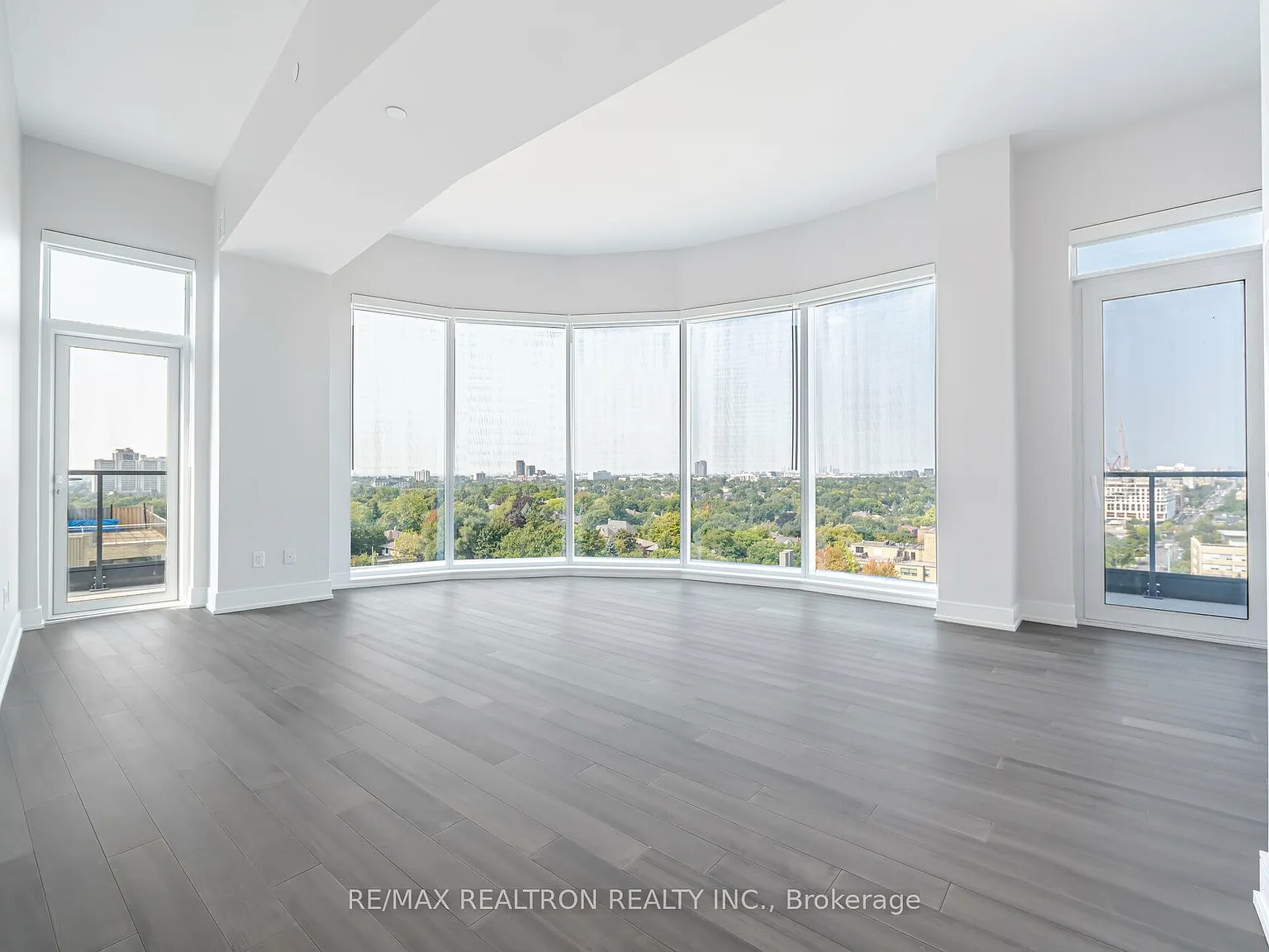 2 bed, $4,595 — Photo 2