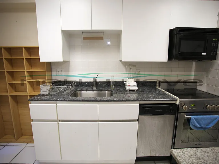 429 Marlborough St #1 — Photo 3