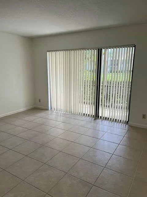 1 bed, 1.0 bath, 792 sqft, $1,850 — Photo 4