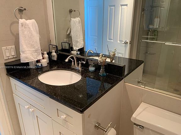 4th image of 250 174th St APT 2319