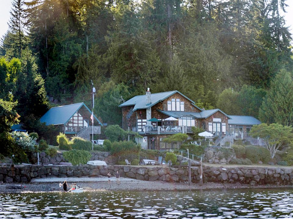 1st image of 5987 Watauga Beach Dr E