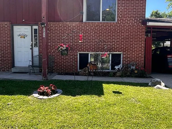 3411 Elm Street Dr, Saint Charles, MO 63301