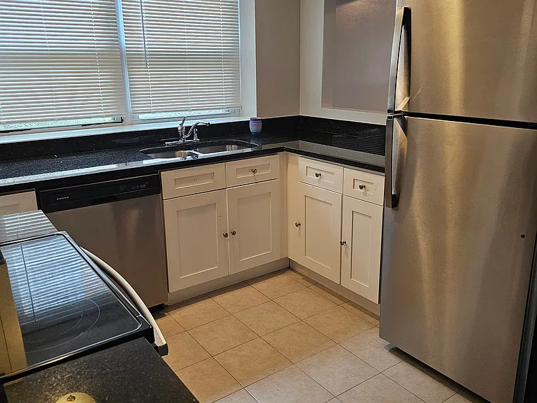 3014 Harlem Ave #G — Photo 9