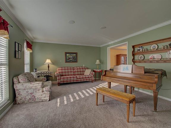 4th image of 3460 Heathermoor Blvd