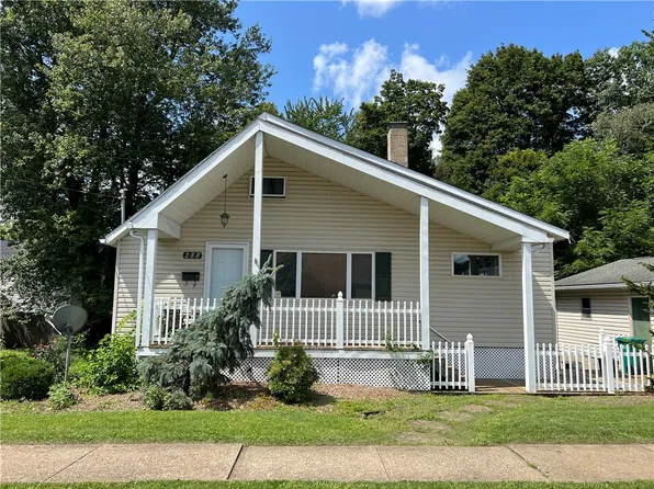 288 S 4th St, Indiana, PA 15701