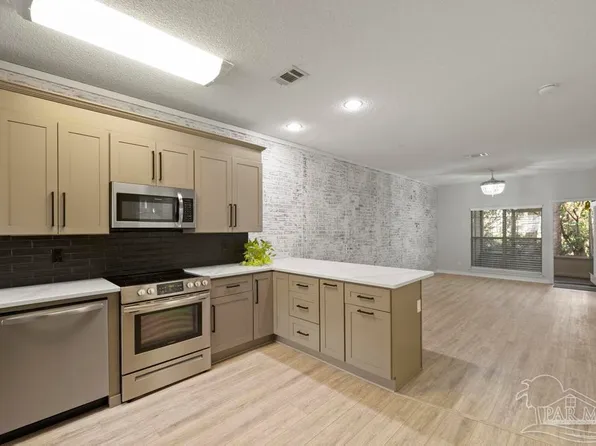 7101 Joy St APT C4, Pensacola, FL 32504