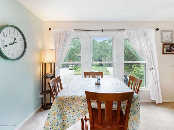 5th image of 2709-2711 Narraganset Dr