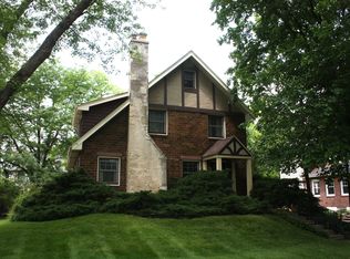 410 Spring Ave, Glen Ellyn, IL 60137