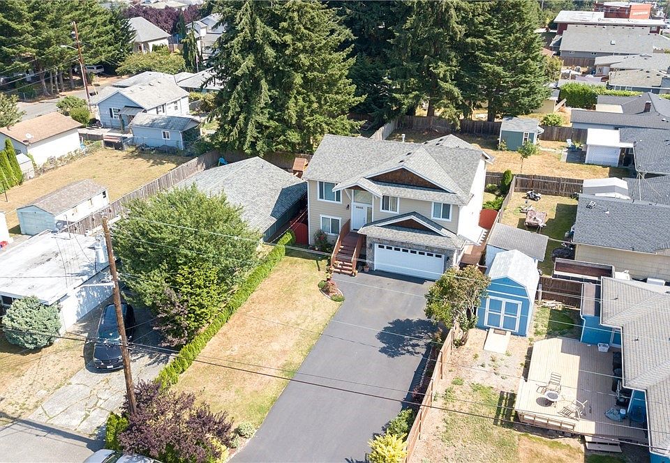 2nd image of 6115 East Dr
