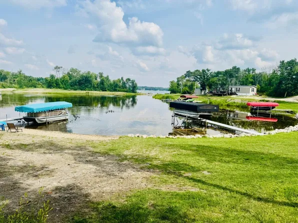 4 Lakeside Bay, Bottineau, ND 58318