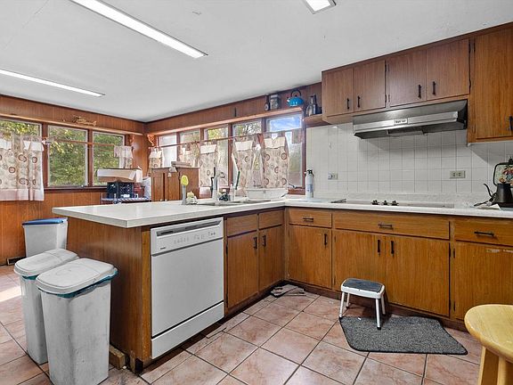 4th image of W351S10308 Tuohy ROAD