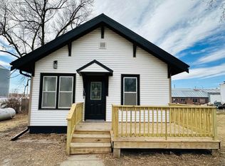 111 Summit St, Pierson, IA 51048