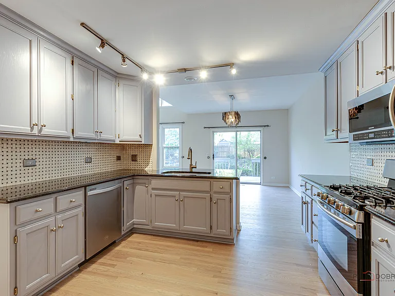 4405 Middleton Pl — Photo 17