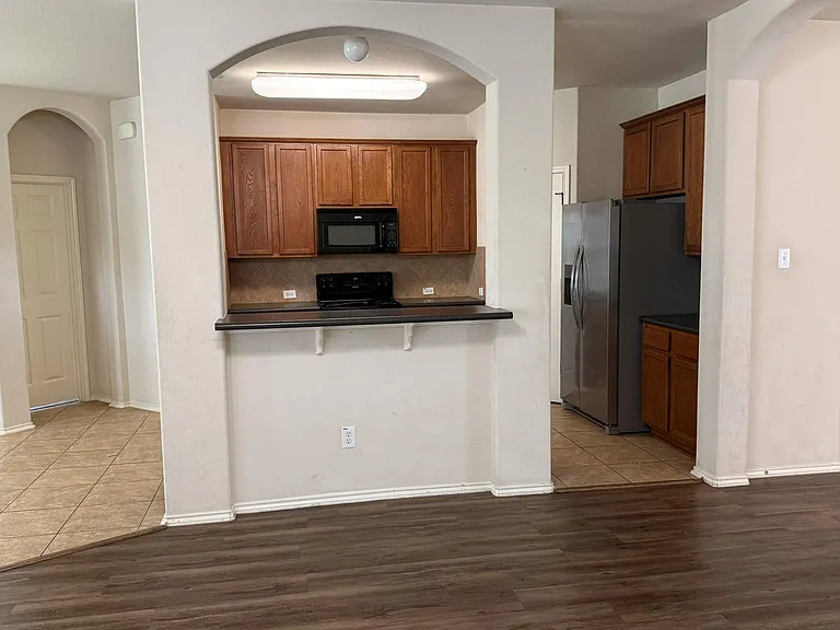 1514 Kothman Dr — Photo 8