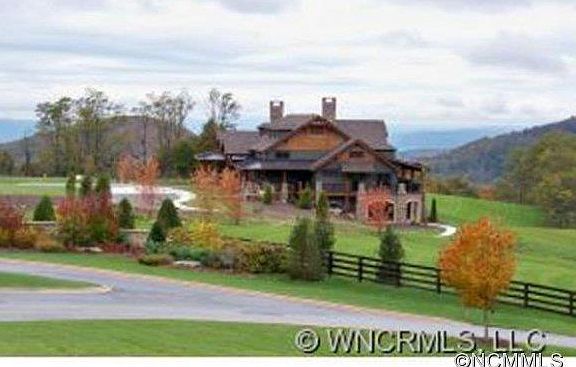 3rd image of 88 Summerset Dr