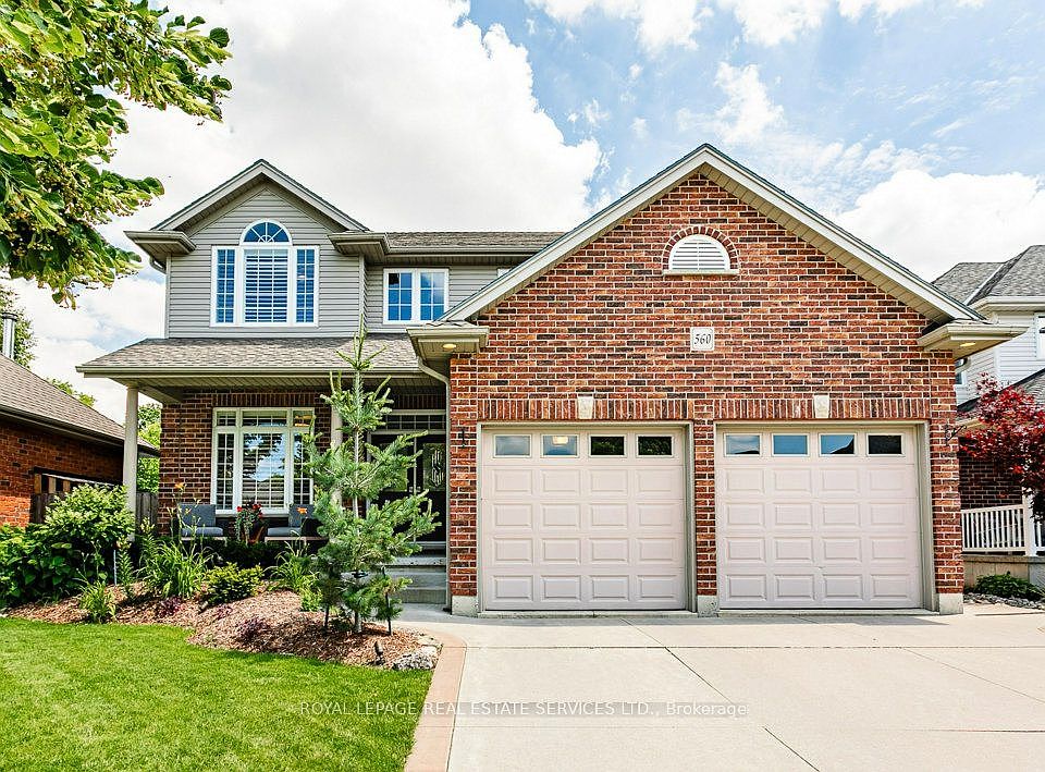 1st image of 560 Lakeview Dr
