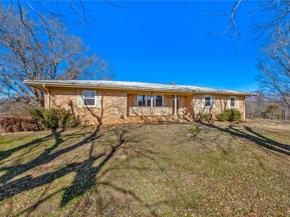 183 Mount Tabor Church Rd, Pickens, SC 29671