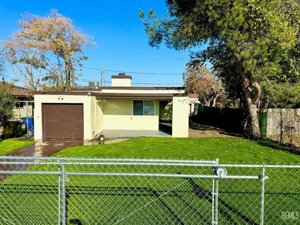 424 8th St, Bakersfield, CA 93304