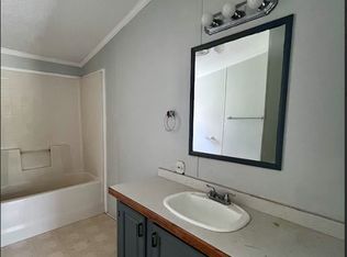 1038 Portland Rd APT 10, Saco, ME 04072