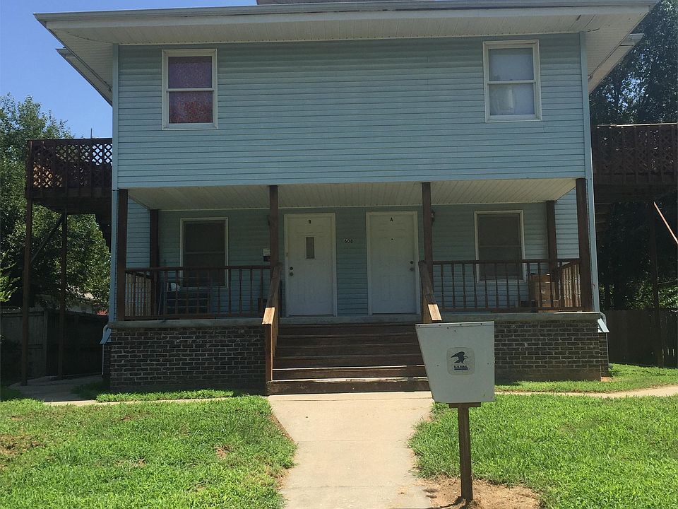 1st image of 608 N Olive St APT A