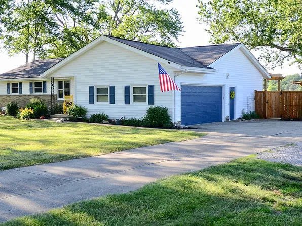 6115 Fenn Rd, Medina, OH 44256