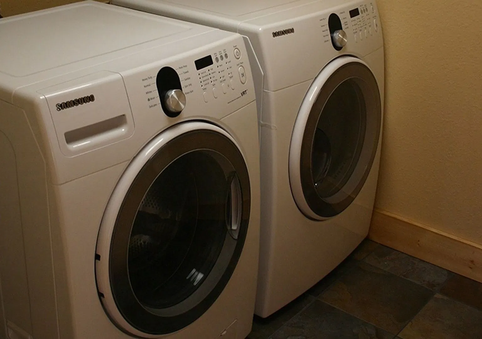 Fully Furnished Monthly Rental — Photo 3