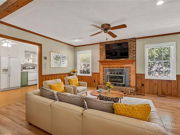 2nd image of 143 Chandy Street
