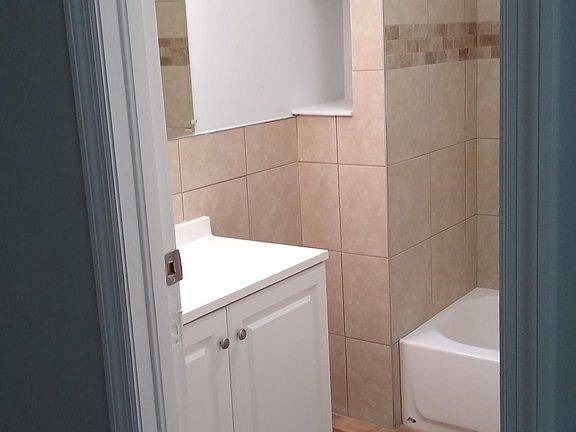 5th image of 2605 NE 12th Ct