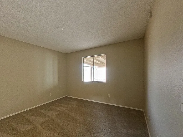 19822 N 10th Pl — Photo 6