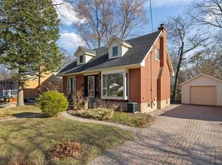 871 Lakeshore Rd, Sarnia, ON