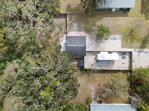 5th image of 3200 Tobero Ln