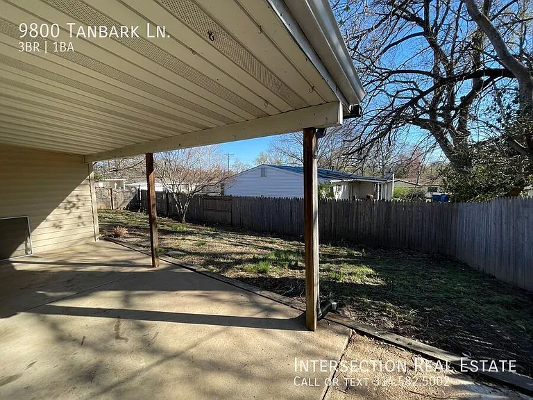 9800 Tanbark Ln — Photo 18