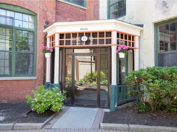15 Higgins St APT 113, Smithfield, RI 02917