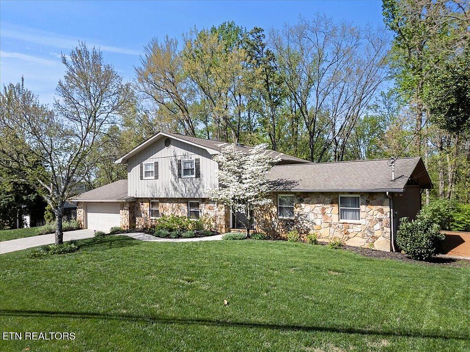 1st image of 602 Villa Crest Dr