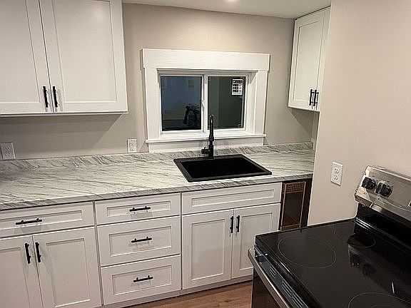 5th image of 34 Boanza Dr