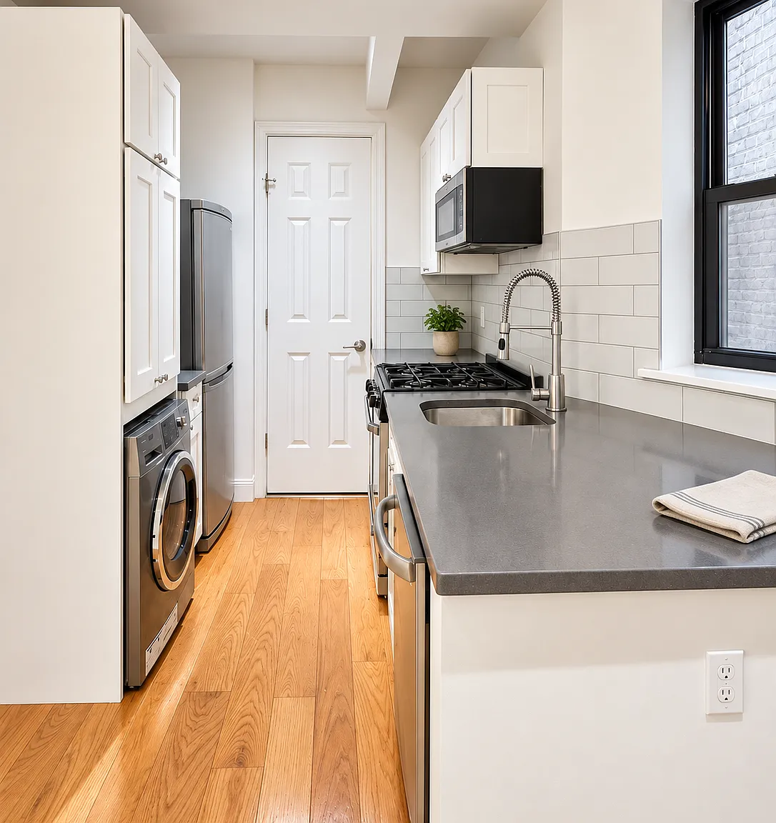 438 East 13th Street — Photo 3