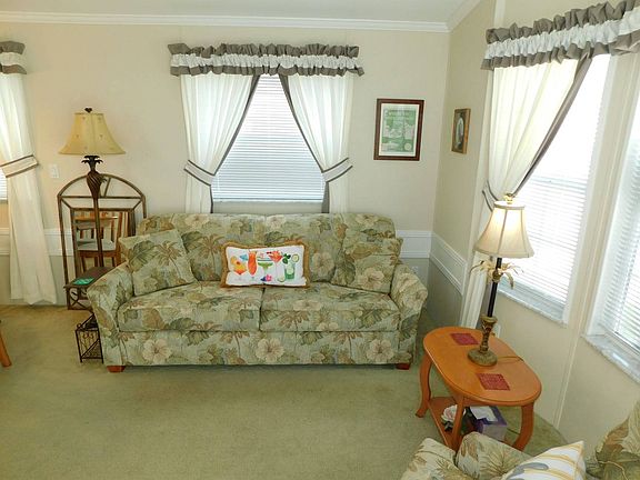 4th image of 21632 State Road 54 #158